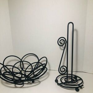 Black Metal Paper Towel Holder And Fruit Basket Set Of 2